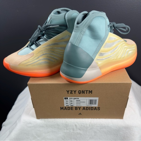 Yeezy Quantum ‘Hi-Res Coral’ | Size 11M | VNDS - Picture 1 of 16